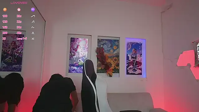 Girls: try live performances with matured performers, from dancing to quirks, in a variety of beautiful sex cams.