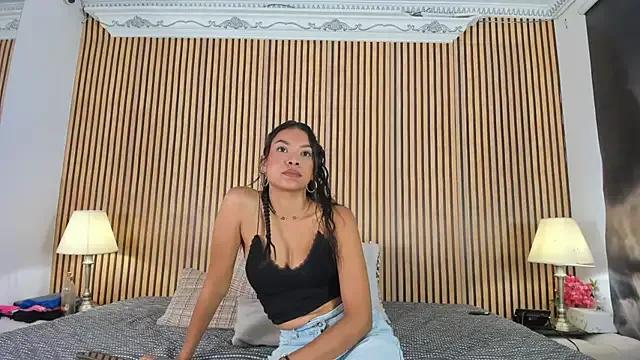Girls: try live performances with matured performers, from dancing to quirks, in a variety of beautiful sex cams.