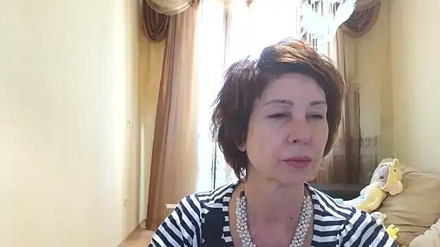 Kelly_Fleur from StripChat is Freechat