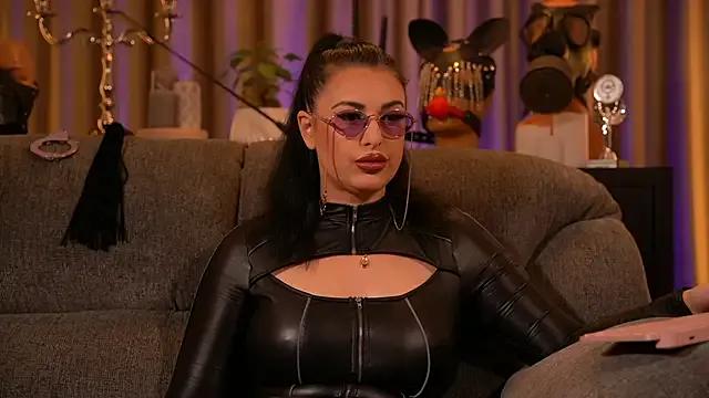 Kelly_kent from StripChat