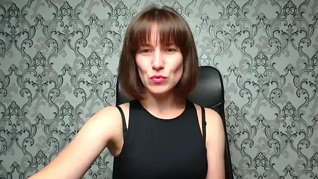 Kelly_Kisss from StripChat is Freechat
