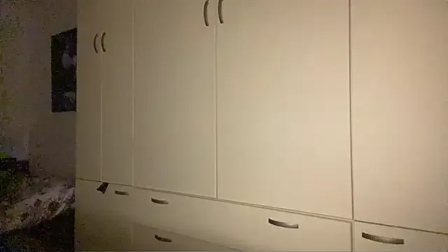 KellyAngie from StripChat is Freechat