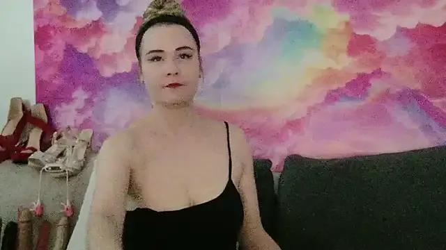 Kellylynn69 from StripChat