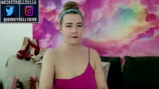 Kellylynn69 from StripChat