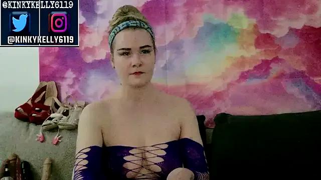 Kellylynn69 from StripChat is Freechat
