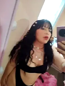 Girls: try live performances with matured performers, from dancing to quirks, in a variety of beautiful sex cams.