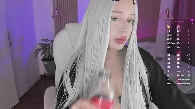 Kendall_Bunnyy from StripChat is Freechat