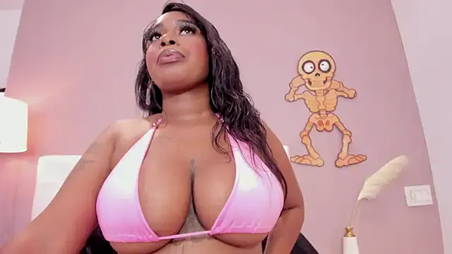 KendraaSmith_ from StripChat is Freechat