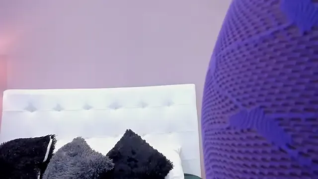 KendraaSmith_ from StripChat is Freechat