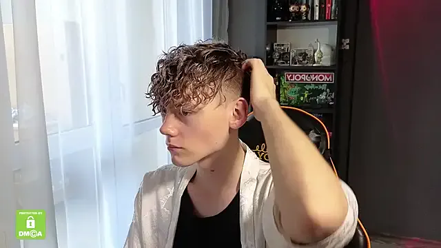 Girls: try live performances with matured performers, from dancing to quirks, in a variety of beautiful sex cams.