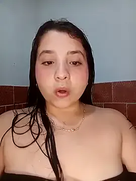 Khloe_mateomiller from StripChat is Freechat