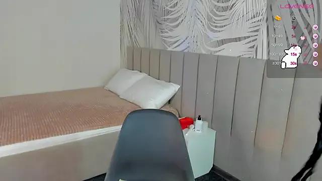 KiaraCaley from StripChat is Freechat