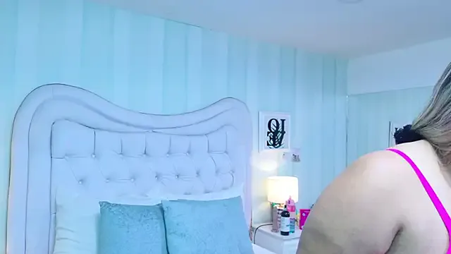 KiimBrooks from StripChat