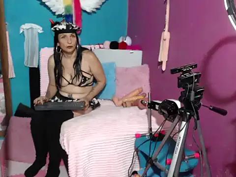 Kimberly_Smitth from StripChat is Freechat