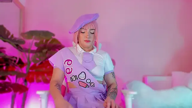 Girls: try live performances with matured performers, from dancing to quirks, in a variety of beautiful sex cams.