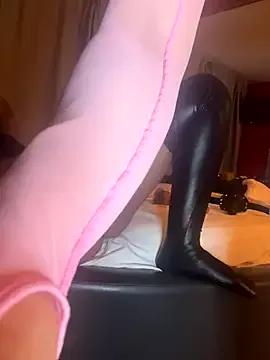 kinkycoupIe from StripChat is Freechat