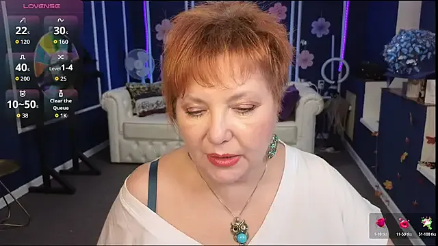 Kira_Kirke from StripChat is Freechat