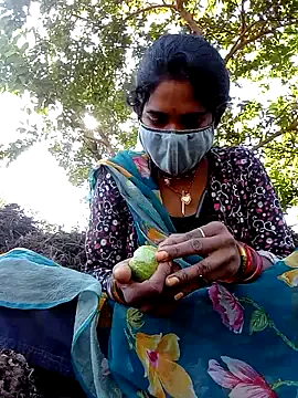 Kiran12xxx from StripChat is Freechat