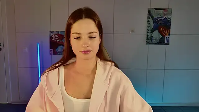 KiraVair from StripChat is Freechat