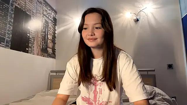 KiraVelvet from StripChat is Freechat