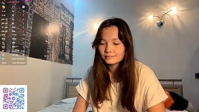 KiraVelvet from StripChat is Freechat