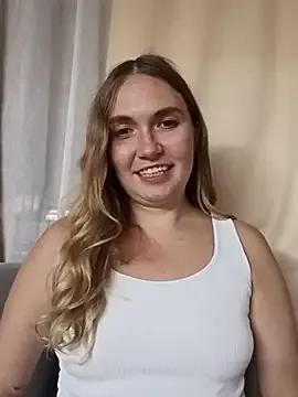 KisaVixen from StripChat is Freechat