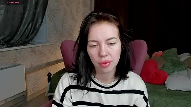 Kissi_Katyy from StripChat is Freechat