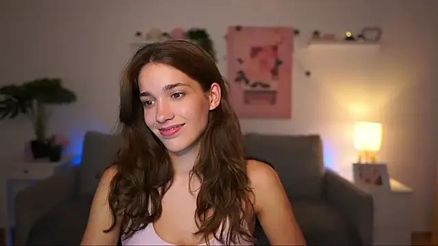kissie_cat from StripChat is Freechat