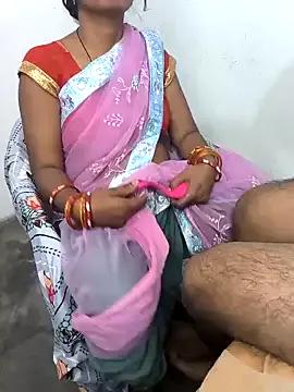 Kissing_Couple from StripChat
