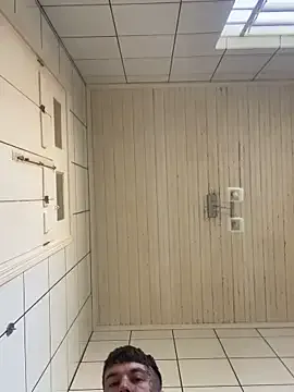 Kissmalditox from StripChat is Freechat