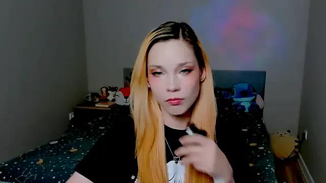 Kitten_Alissa from StripChat is Freechat