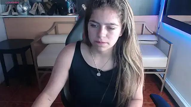 Kitten_Cam from StripChat