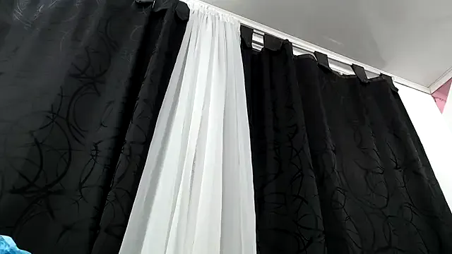 Kitten_Hot_ from StripChat