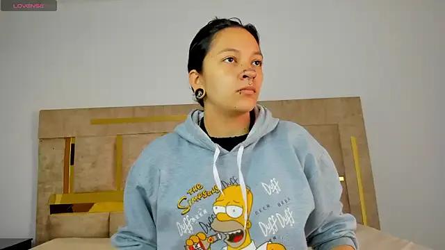 Kitty_ravee from StripChat is Freechat