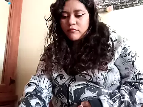 Kitty_WetXxX from StripChat