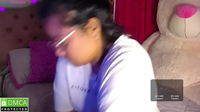 KittyHot20 from StripChat is Freechat