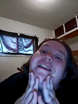 kittytightholes from StripChat is Freechat