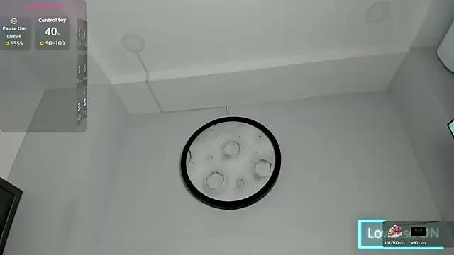 klariz09 from StripChat is Freechat