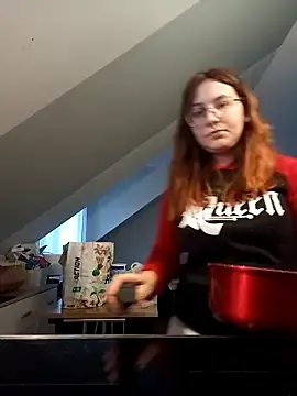 Klaudina from StripChat is Freechat