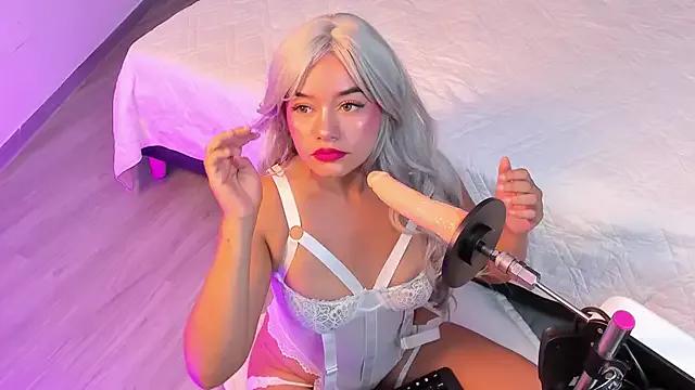 Kristenbread from StripChat is Freechat