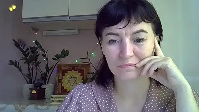 Krystal_82 from StripChat is Freechat