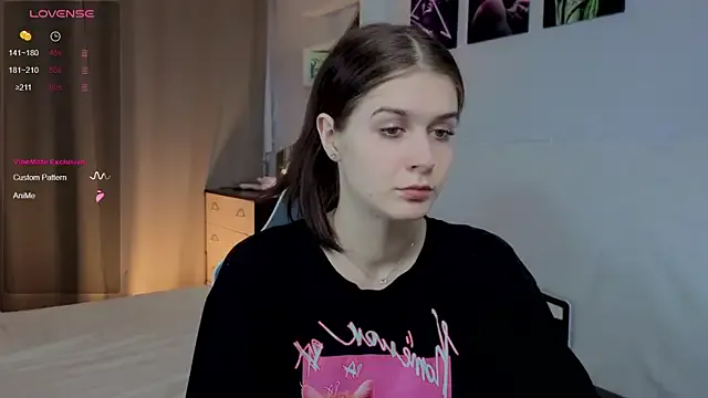 Girls: try live performances with matured performers, from dancing to quirks, in a variety of beautiful sex cams.