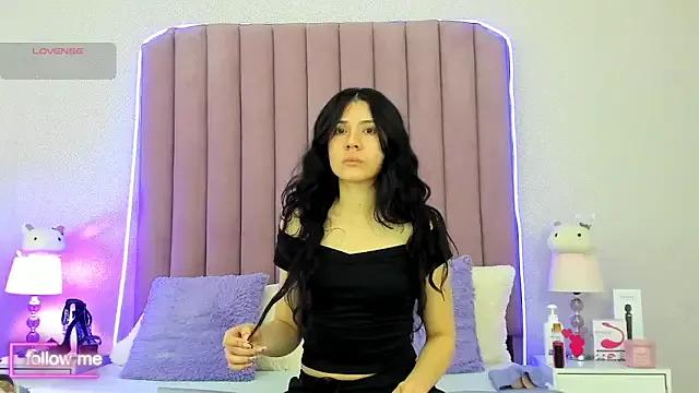 Girls: try live performances with matured performers, from dancing to quirks, in a variety of beautiful sex cams.