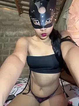 Kyra__Rose from StripChat is Freechat