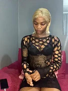 Lady-Amina from StripChat is Freechat