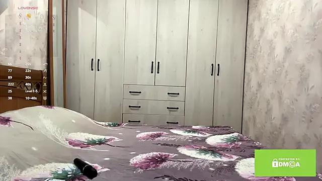 lady_linaa from StripChat is Freechat