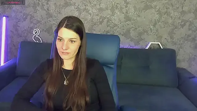 LadyChanelll from StripChat is Freechat