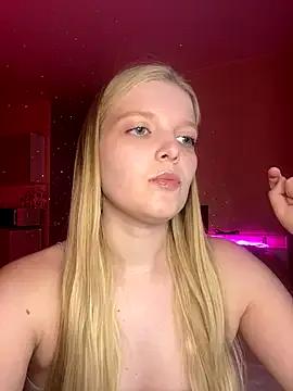 LADYLOVE_O from StripChat is Freechat