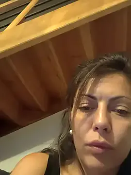 LadySaraah34 from StripChat is Freechat