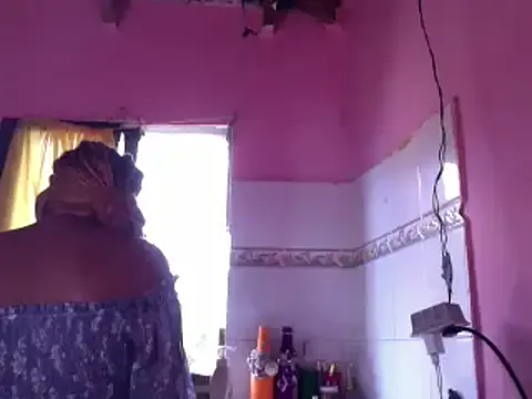 Ladyzee25 from StripChat